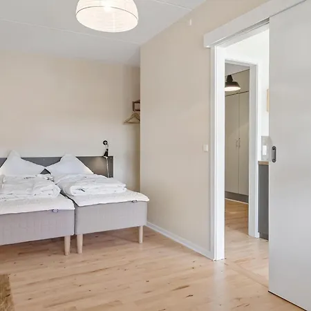 Apartment Cozy In With Kitchen *